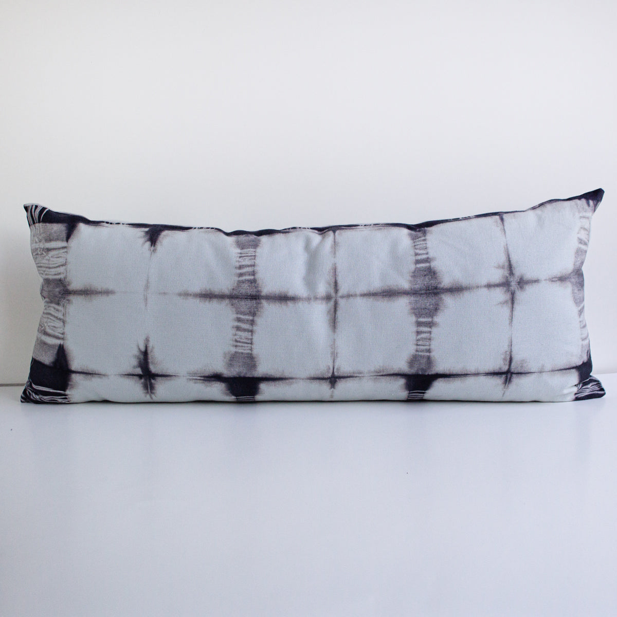 Set 2 Cojines Lino Acqua Shibori by Paula Délano