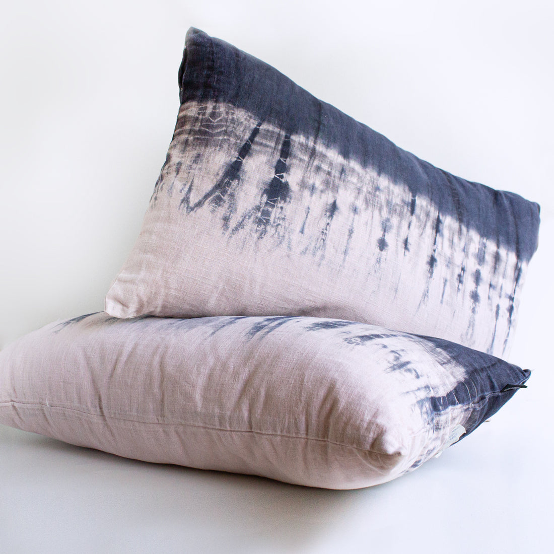 Set 2 Cojines Lino Bosque en Rosa Shibori by Paula Délano