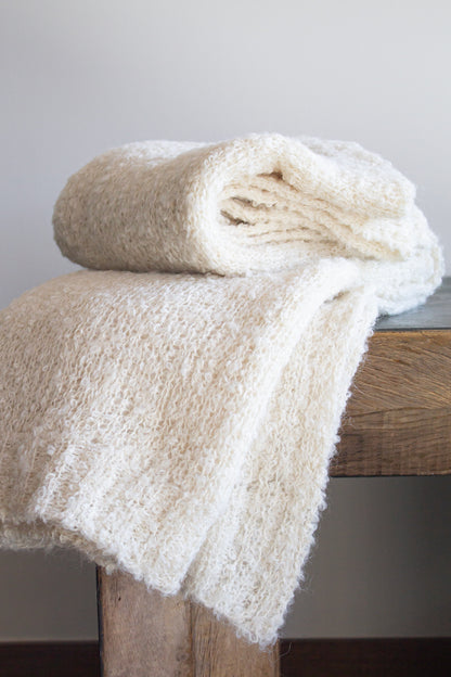 Manta Alpaca Suri Bouclé Ecru 180x100 cms