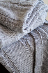 Manta Baby Alpaca Trenzas Gris Piedra 90x220 cms